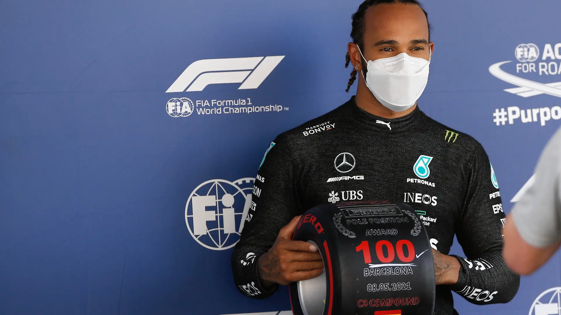  44 Lewis Hamilton GBR, Mercedes-AMG Petronas F1 Team celebrates his 100th pole position, F1 Grand Prix of Spain at Circuit de Barcelona-Catalunya on May 8, 2021 in Barcelona, Spain. Photo by HOCH ZWEI Barcelona Spain *** 44 Lewis Hamilton GBR, Mercedes AMG Petronas F1 Team celebrates his 100th pole position, F1 Grand Prix of Spain at Circuit de Barcelona Catalunya on May 8, 2021 in Barcelona, Spain Photo by HOCH ZWEI Barcelona Spain