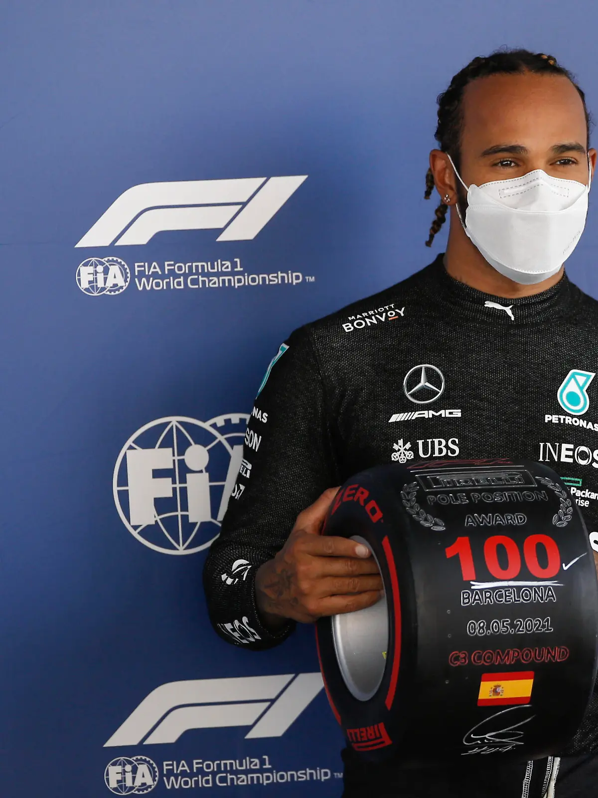  44 Lewis Hamilton GBR, Mercedes-AMG Petronas F1 Team celebrates his 100th pole position, F1 Grand Prix of Spain at Circuit de Barcelona-Catalunya on May 8, 2021 in Barcelona, Spain. Photo by HOCH ZWEI Barcelona Spain *** 44 Lewis Hamilton GBR, Mercedes AMG Petronas F1 Team celebrates his 100th pole position, F1 Grand Prix of Spain at Circuit de Barcelona Catalunya on May 8, 2021 in Barcelona, Spain Photo by HOCH ZWEI Barcelona Spain