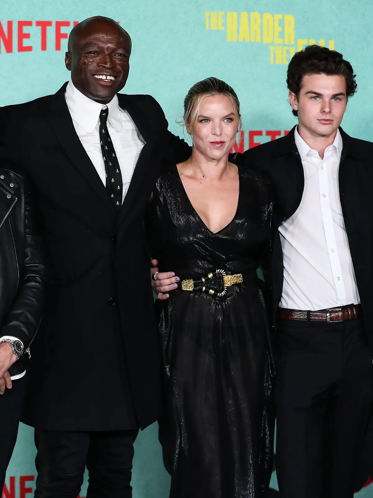LOS ANGELES, CALIFORNIA, USA - OCTOBER 13: Singer-songwriter Seal (Henry Olusegun Adeola Samuel), girlfriend Laura Strayer, Aris Rachevsky and model Leni Olumi Klum arrive at the Los Angeles Premiere Of Netflix's 'The Harder They Fall' held at the Shrine Auditorium and Expo Hall on October 13, 2021 in Los Angeles, California, United States., Credit:Xavier Collin / Avalon