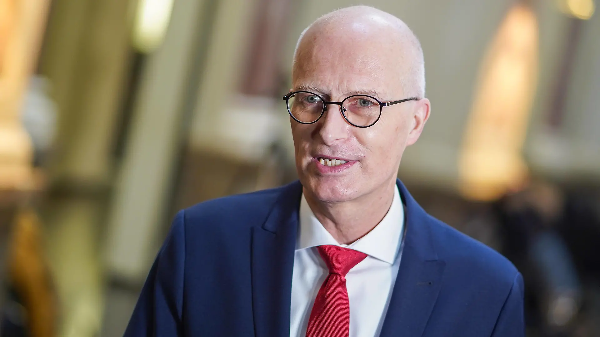 22.04.2021,Berlin,Deutschland,GER,1003. Sitzung des Bundesrat.Sondersitzung zur Corona-Notbremse.Peter Tschentscher, Erster Bürgermeister der Freien und Hansestadt Hamburg. *** 22 04 2021,Berlin,Germany,GER,1003 Meeting of the Bundesrat Sondersitzung zur Corona Notbremse Peter Tschentscher, First Mayor of the Free and Hanseatic City of Hamburg