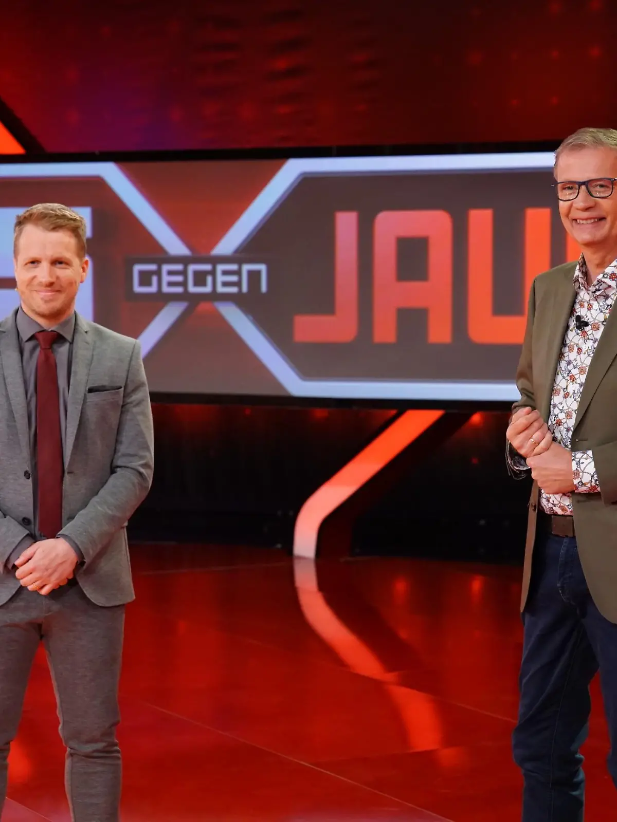 Moderator Oliver Pocher (l.) und Günther Jauch. 

Die Verwendung des sendungsbezogenen Materials ist nur mit dem Hinweis und Verlinkung auf TVNOW gestattet.