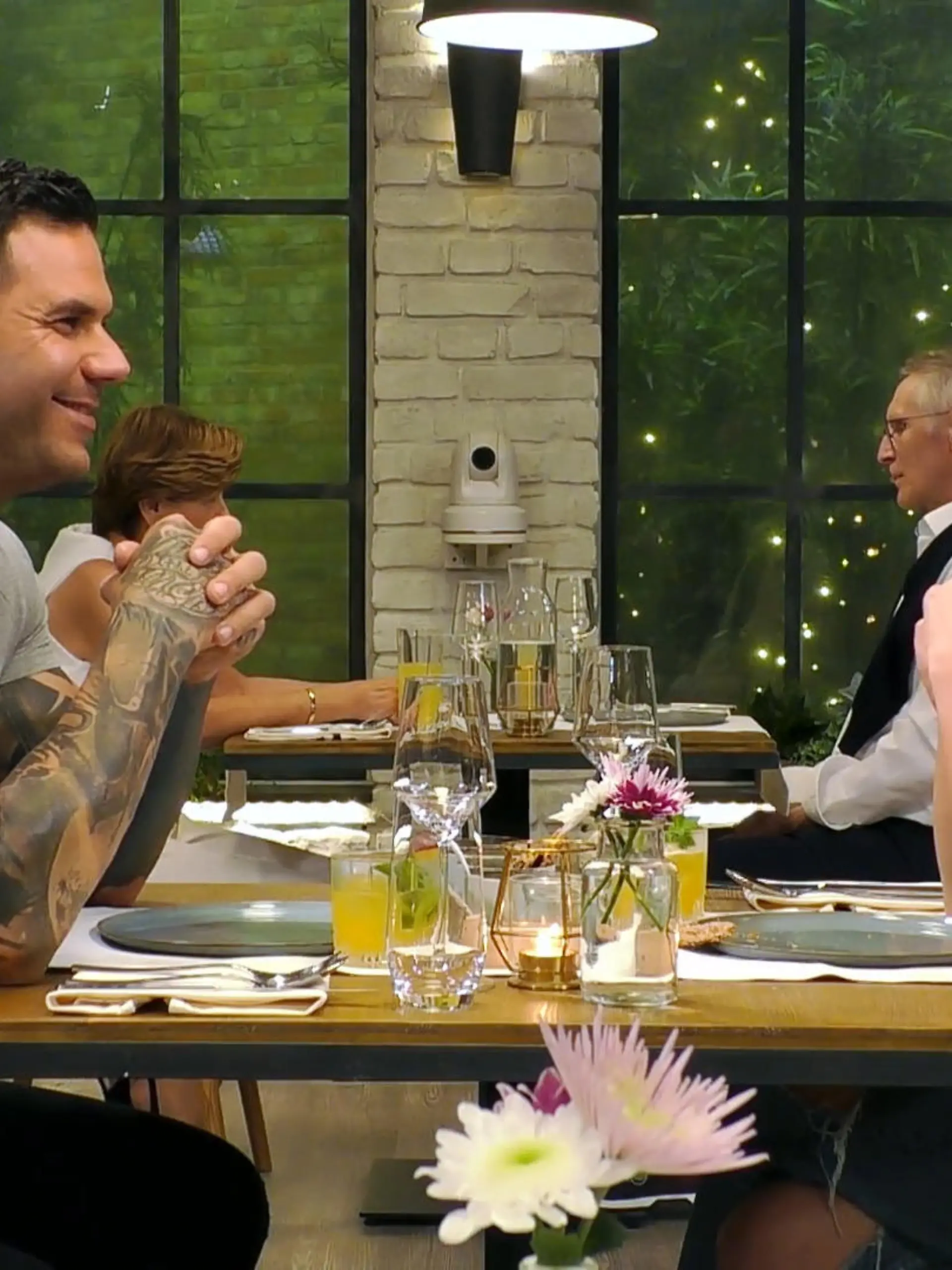 Bild zu: "Chris findet seine Traumfrau im „First Dates Restaurant“"