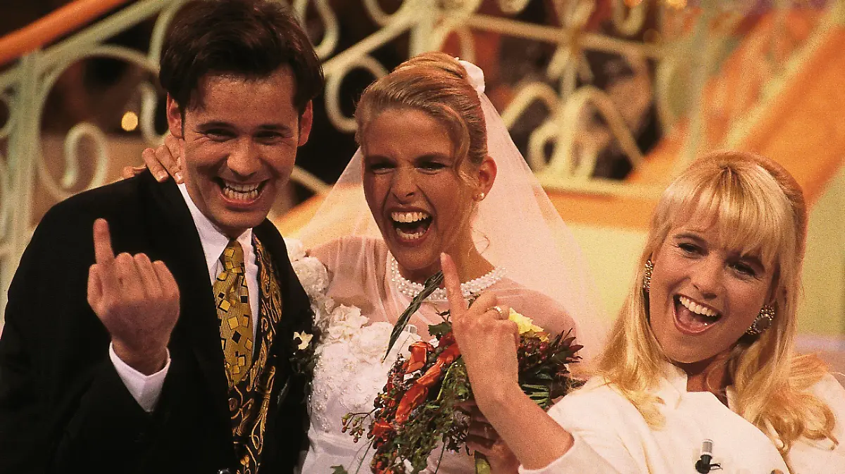 Ewald und Andrea sind die Gewinner der "Traumhochzeit" mit Linda de Mol am 28.01.1995.