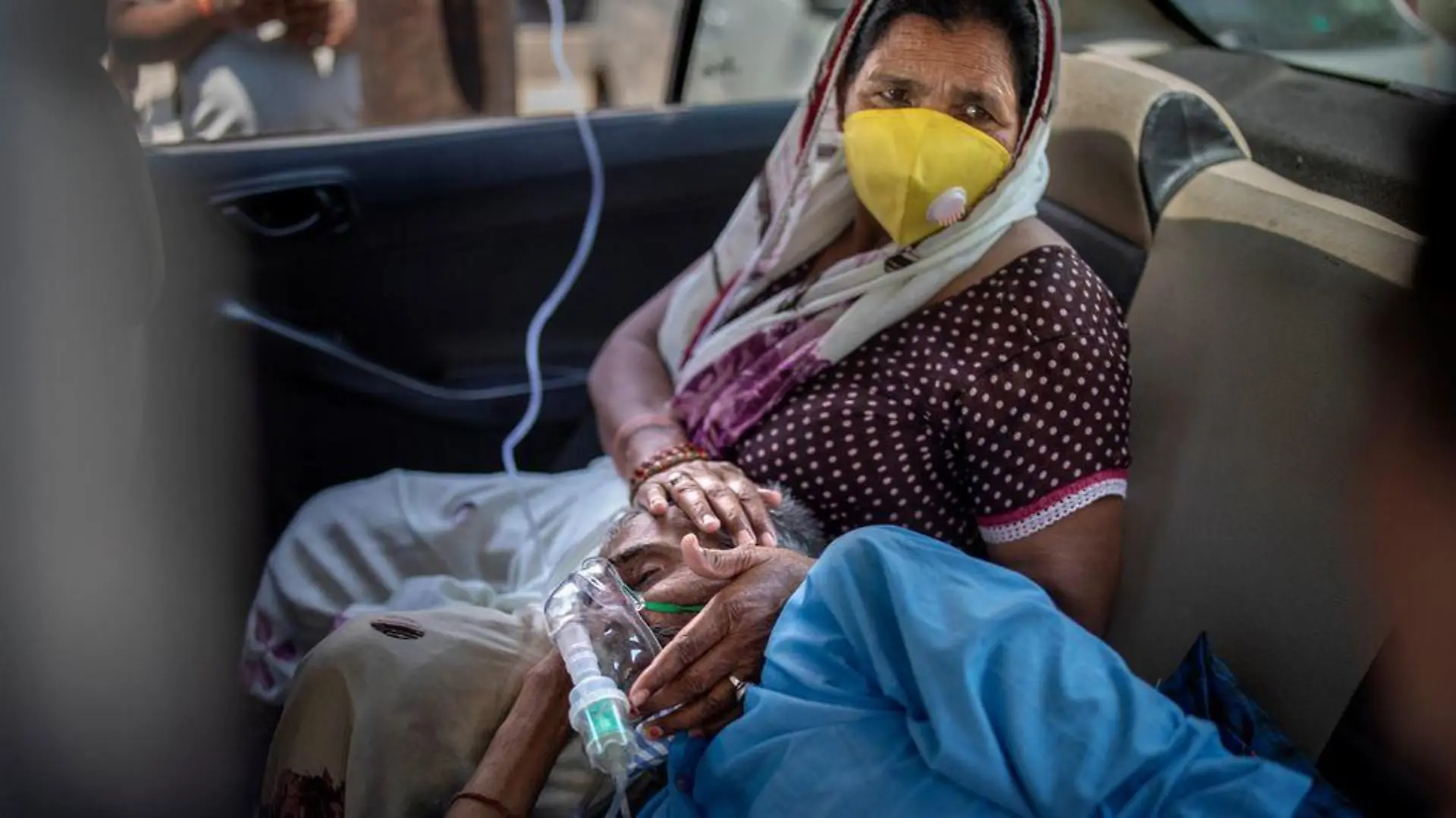 Die Lage in Indien spitzt sich zu: Das Gesundheitssystem ist überlastet und Sauerstoff ist Mangelware.