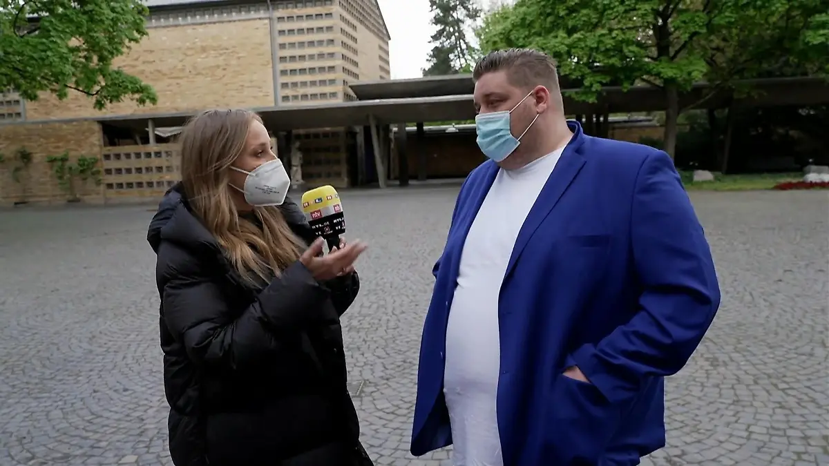 Ex-Manager Marcel Pieofke verrät, wie ergreifend sie war Beerdigung von Willi Herren