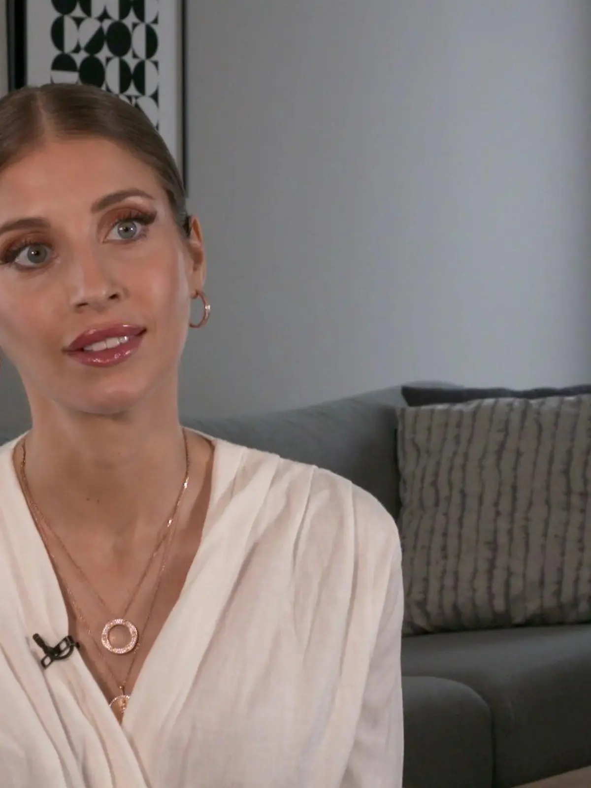 Cathy Hummels spricht im RTL-Interview über ihre und die Gesundheit ihres Sohnes.