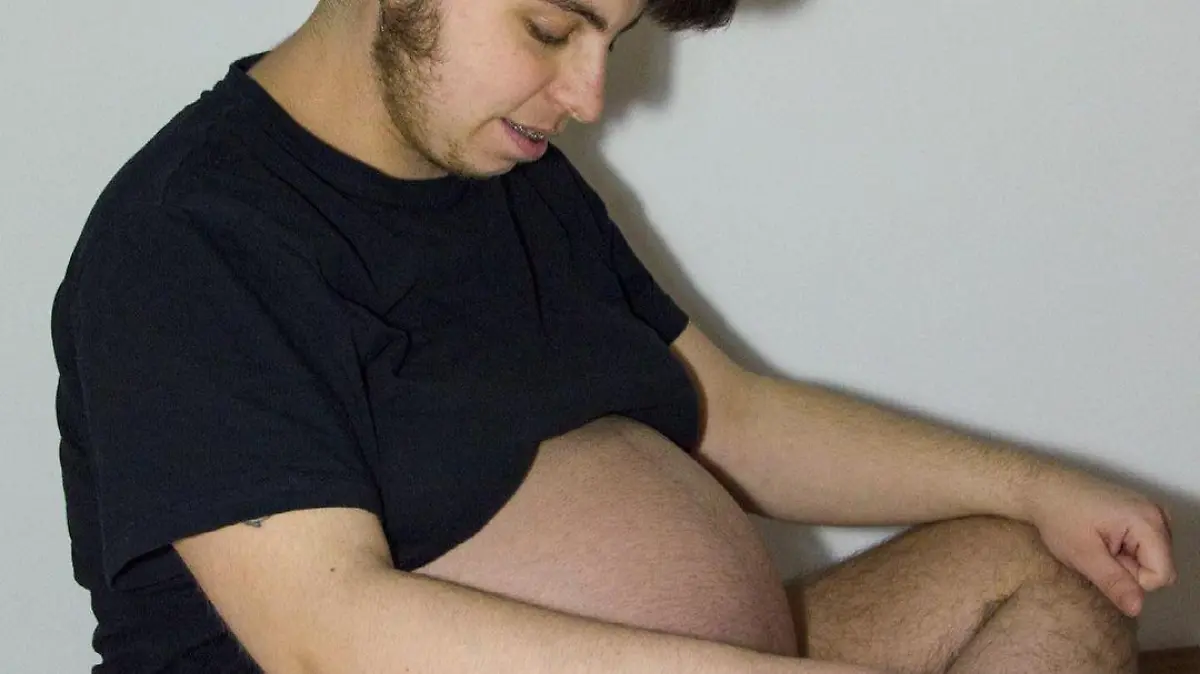 Schwangerer Trans*mann Rubén Castro hat am Samstag Tochter Luar zur Welt gebracht
