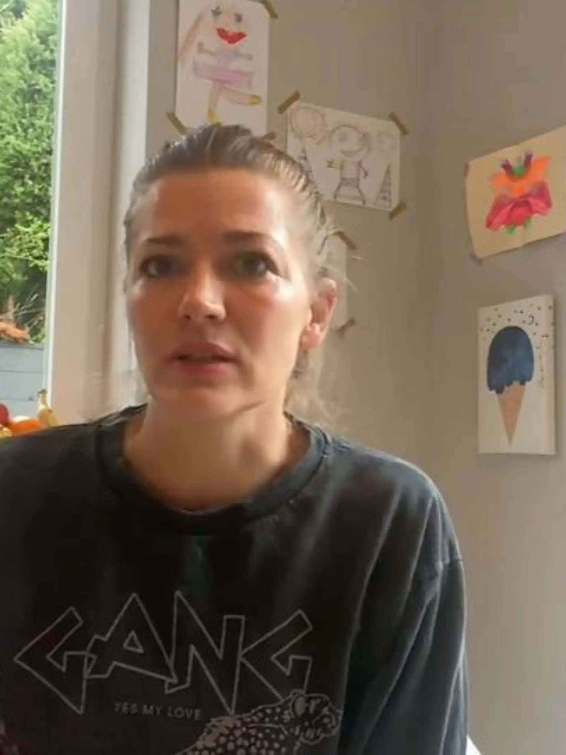 Nina Bott berichtet im Interview über die Lage in ihrer Familie.