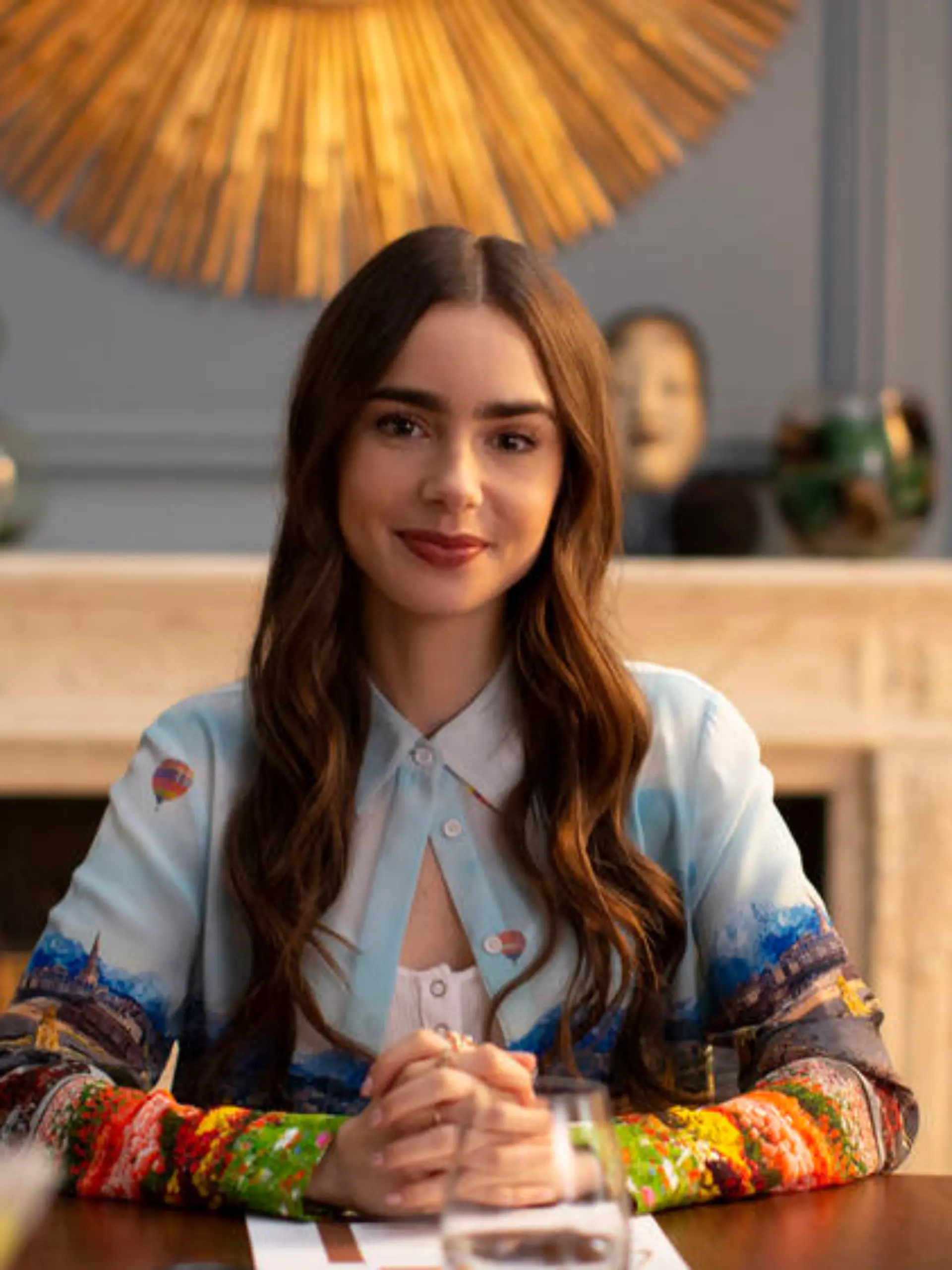 Netflix-Serie "Emily in Paris" startet Dreharbeiten zu Staffel zwei