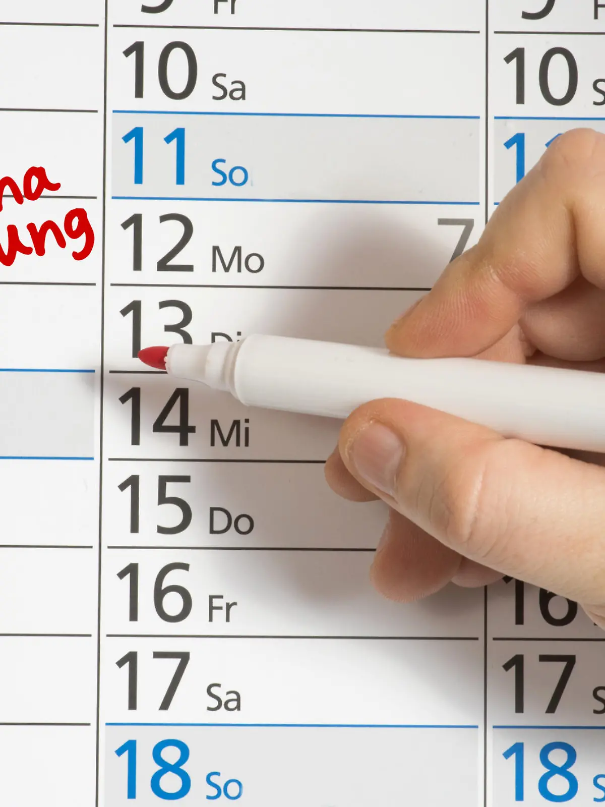 Kalender mit eingetragener Corona-Impfung