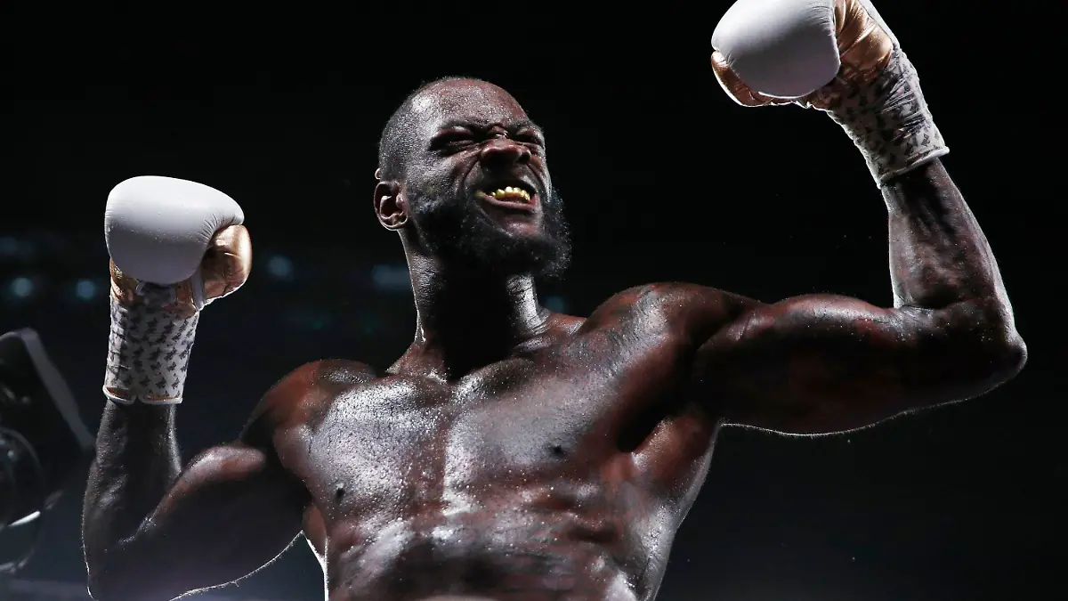 24.11.2019, USA, Las Vegas: Boxen: Weltmeisterschaft, WBC Schwergewicht: Deontay Wilder jubelt nach seinem Sieg über Ortiz. Foto: John Locher/AP/dpa +++ dpa-Bildfunk +++