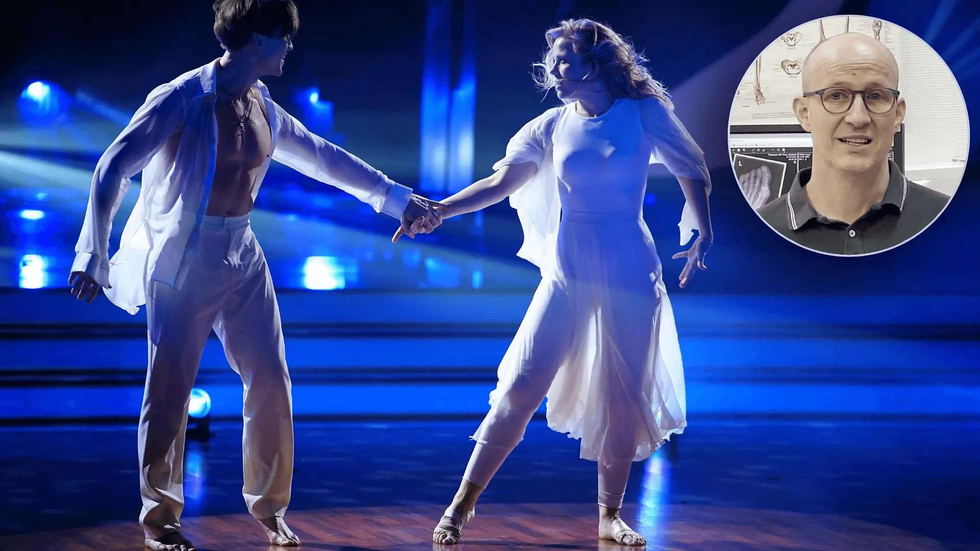 Dr. Volker Gilbert erklärt Ilse DeLanges Fuß-Diagnose Tanz-Aus bei "Let's Dance"
