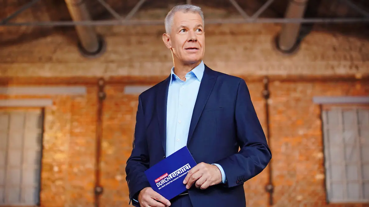Peter Kloeppel durchleuchtet die Deutsche Bahn
+++ Die Verwendung des sendungsbezogenen Materials ist nur mit dem Hinweis und Verlinkung auf RTL+ gestattet. +++