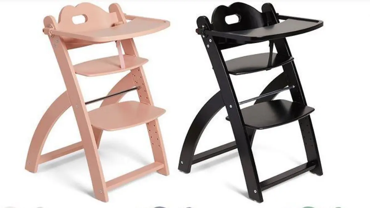 Der Kinderausstatter Jollyroom ruft sein Produkt "JLY Hochstuhl & JLY Tablett für Hochstuhl" zurück. Es besteht ein mögliches Sicherheitsrisiko.