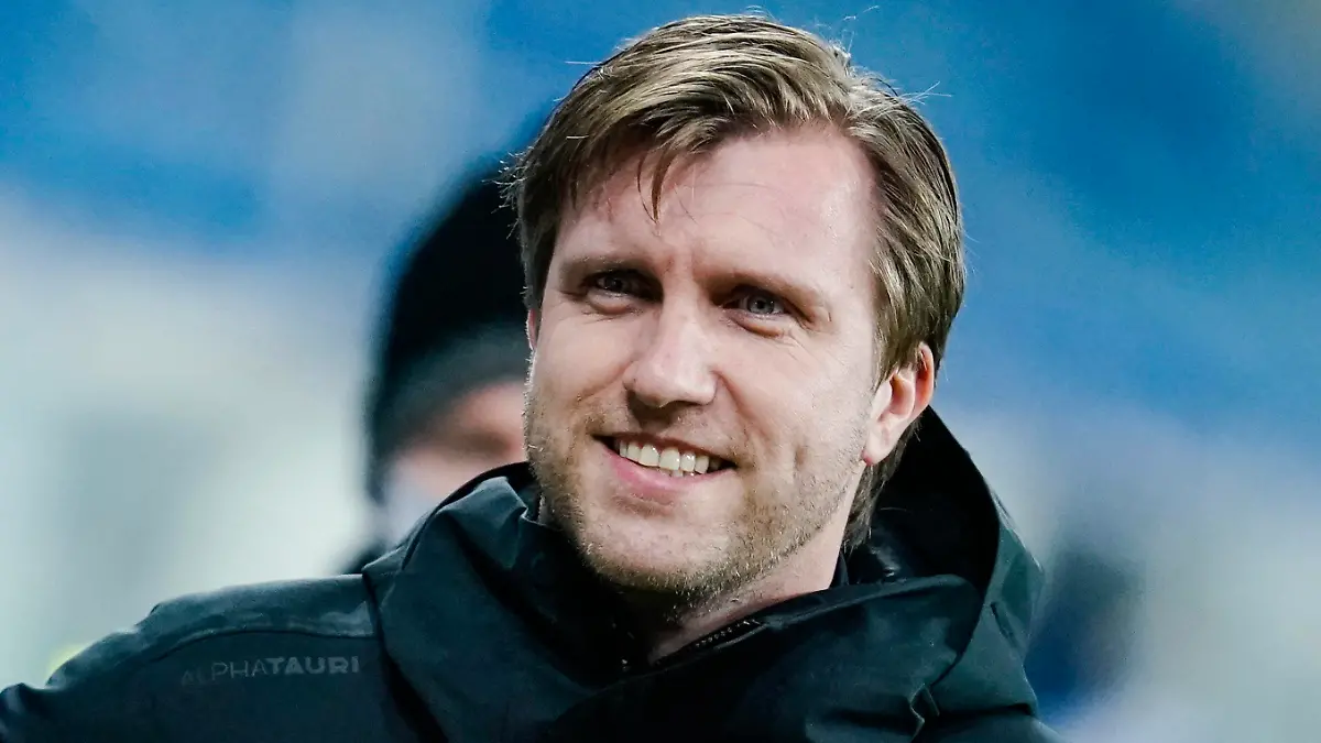 ARCHIV - 16.12.2020, Baden-Württemberg, Sinsheim: Fußball, Bundesliga, TSG 1899 Hoffenheim - RB Leipzig, 12. Spieltag, PreZero-Arena: Markus Krösche, Leipzigs Sportdirektor, kommt ins Stadion. (zu dpa "«Bild»: Krösche soll Sportvorstand bei Eintracht Frankfurt werden") Foto: Uwe Anspach/dpa +++ dpa-Bildfunk +++