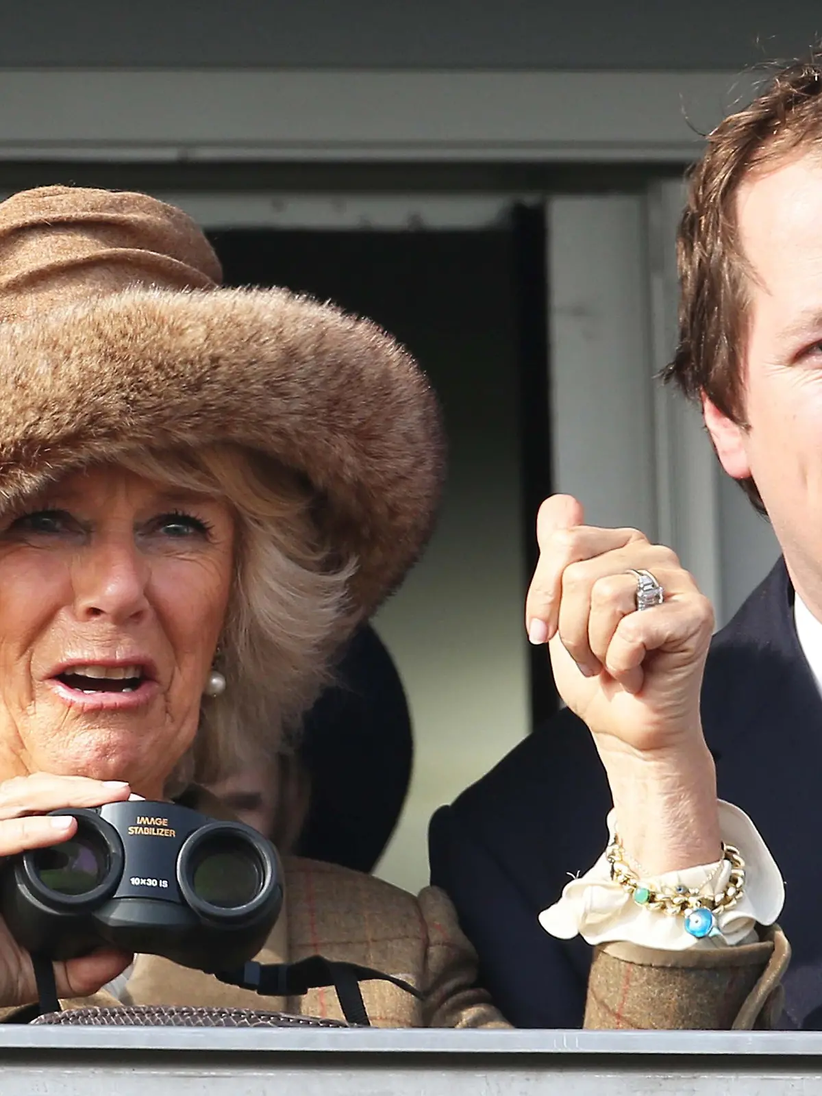 Herzogin Camilla mit ihrem Sohn Tom Parker-Bowles