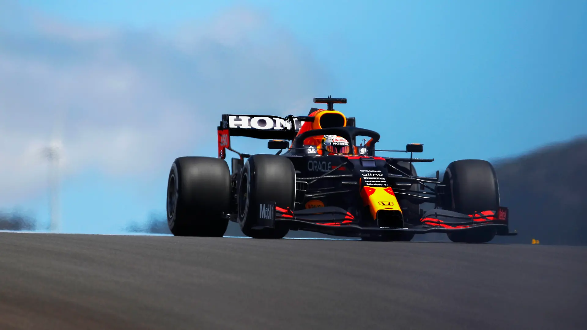 Formula 1 2021: Portuguese GP ALGARVE INTERNATIONAL CIRCUIT, PORTUGAL - APRIL 30: Max Verstappen, Red Bull Racing RB16B during the Portuguese GP at Algarve International Circuit on Friday April 30, 2021 in Portimao, Portugal. Photo by Zak Mauger / LAT Images Images PUBLICATIONxINxGERxSUIxAUTxHUNxONLY GP2103_105826_56I1689