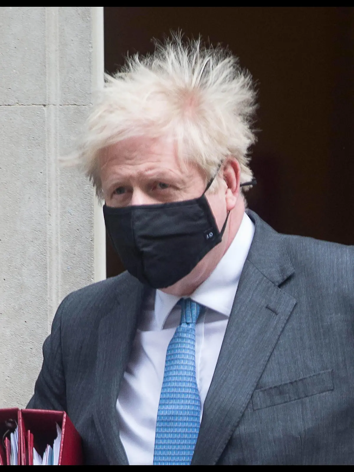  . 28/04/2021. London, United Kingdom. Boris Johnson PMQs. Prime Minister Boris Johnson departs Downing Street for PMQs at the House of Commons. PUBLICATIONxINxGERxSUIxAUTxHUNxONLY xMartynxWheatleyx/xi-Imagesx IIM-22144-0005