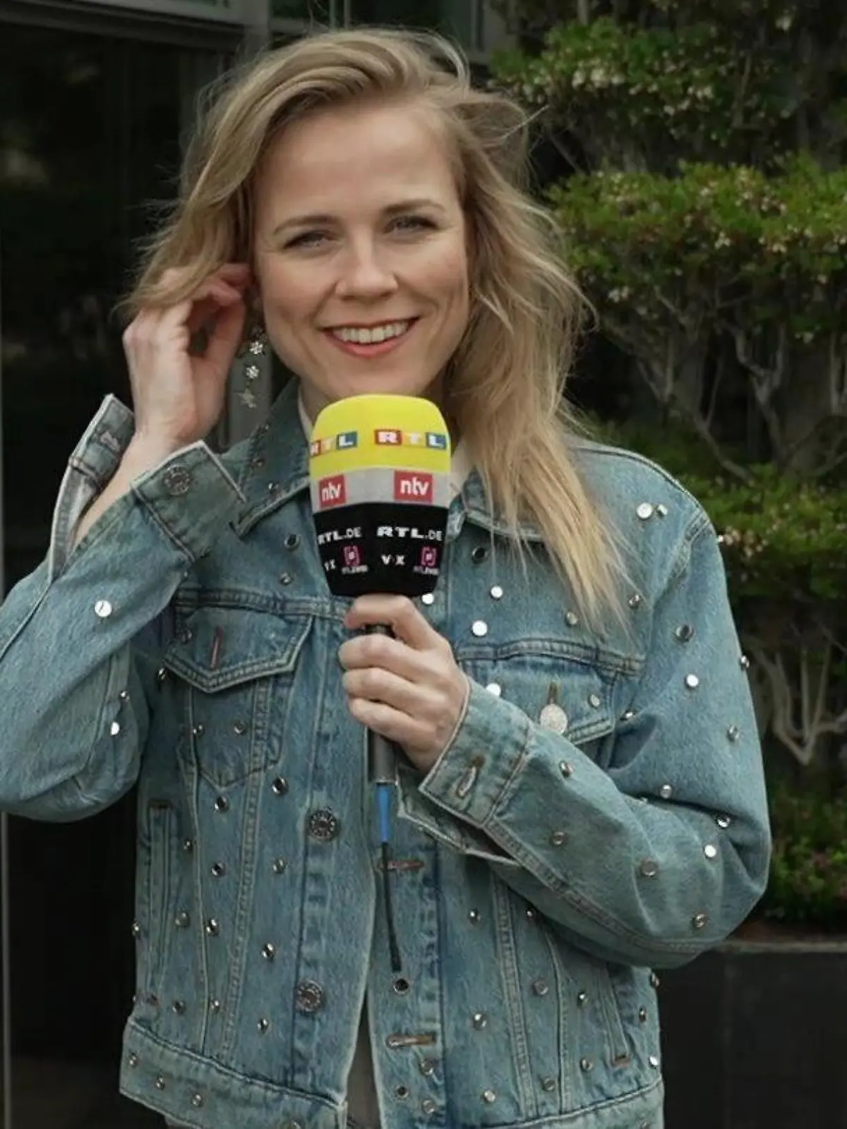 Bild zu: "Ilse DeLange: Sie kann wieder tanzen, ABER..."