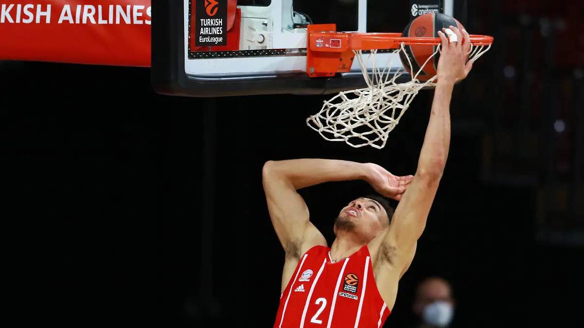 2 Wade Baldwin FCBB setzt sich durch, trifft, Treffer, Korb Basketball, EuroLeague, Playoff, FC Bayern München vs. Olimpia Milano im Audi Dome am 30.04.2021, Spiel 4, FOTO: Mladen Lackovic / LakoPress *** 2 Wade Baldwin FCBB puts through, hits, score, basket basketball, EuroLeague, playoff, FC Bayern Munich vs Olimpia Milano at Audi Dome on 30 04 2021, game 4, PHOTO Mladen Lackovic LakoPress 
