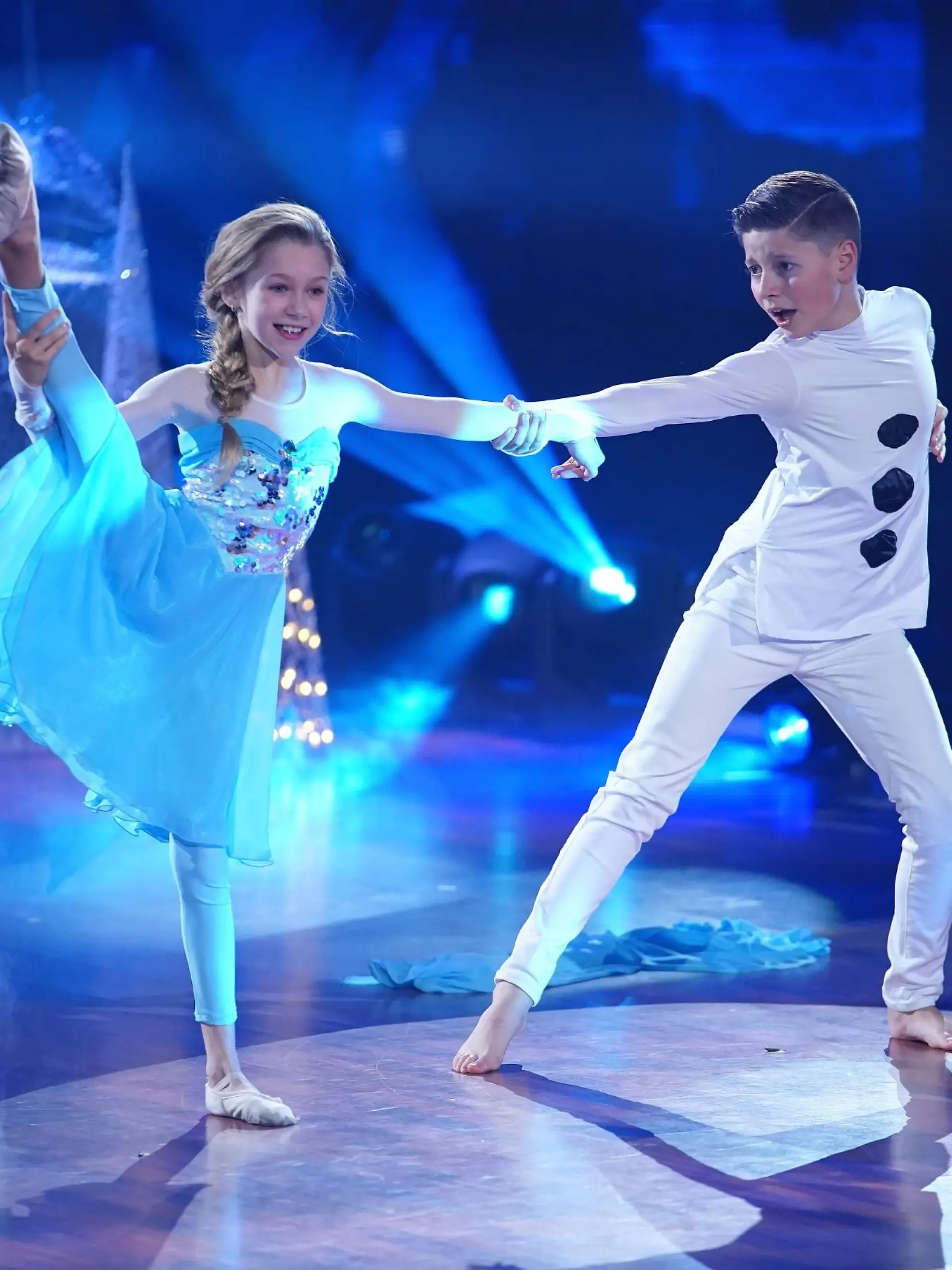Jona Szewczenko und Tanzpartner Tizio Tiago Domingues da Silva gewinnen die allererste „Let's Dance - Kids“-Staffel