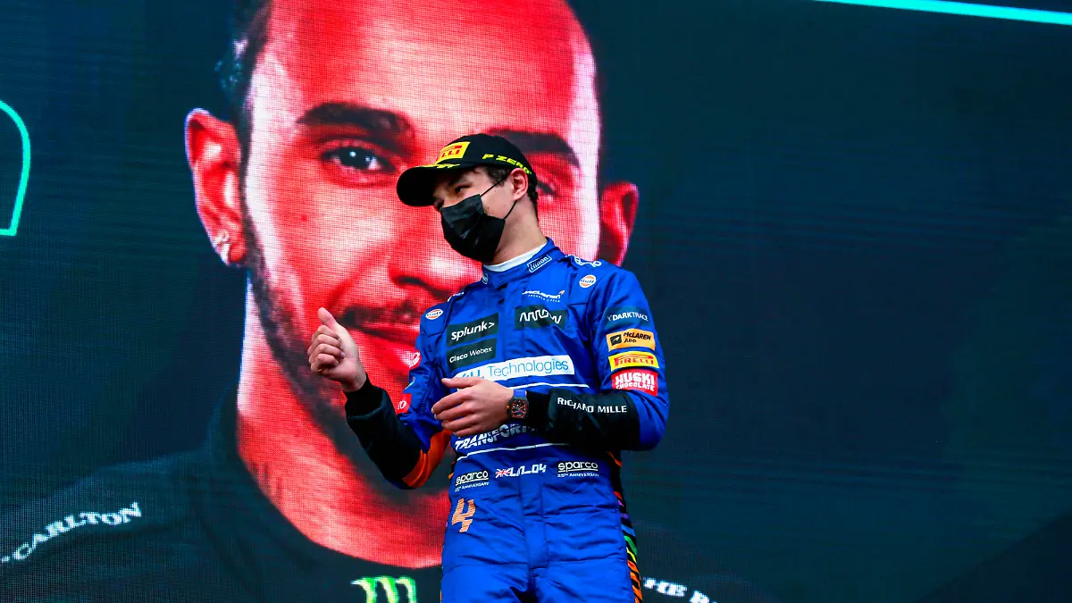 Formula 1 2021: Emilia Romagna GP AUTODROMO INTERNAZIONALE ENZO E DINO FERRARI, ITALY - APRIL 18: Lando Norris, McLaren, 3rd position, on the podium during the Emilia Romagna GP at Autodromo Internazionale Enzo e Dino Ferrari on Sunday April 18, 2021 in imola, Italy. Photo by Steven Tee / LAT Images Images PUBLICATIONxINxGERxSUIxAUTxHUNxONLY GP2102_151620_1ST5572