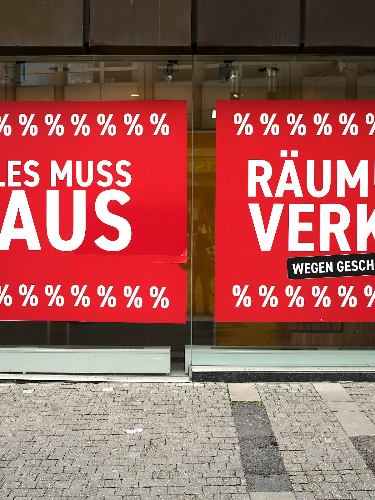 Räumungsverkauf wegen Geschäftsaufgabe, Rabattschlacht