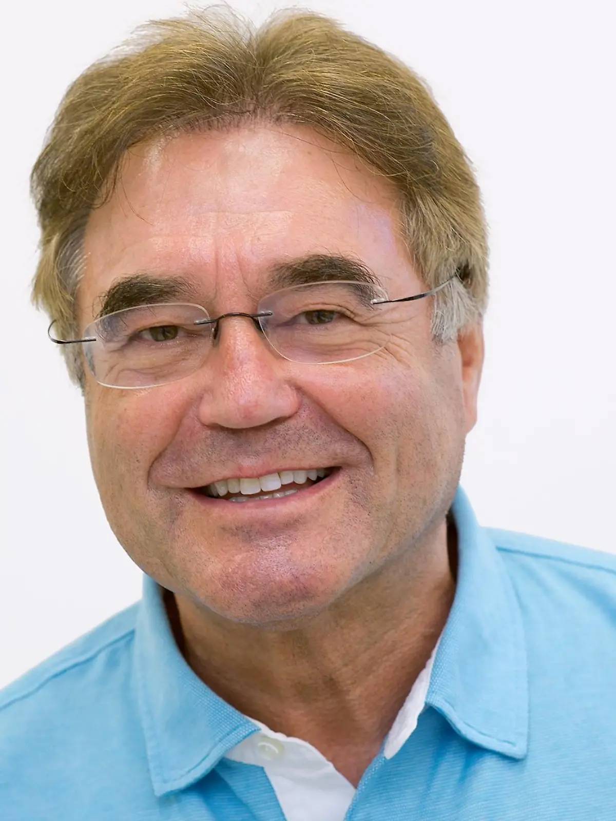 Prof. Dr. Dr. Franz-Xaver Reichl ist Beauftragter für Biologische Sicherheit von Bakterien, Viren und Gen-veränderten Organismen an der LMU München