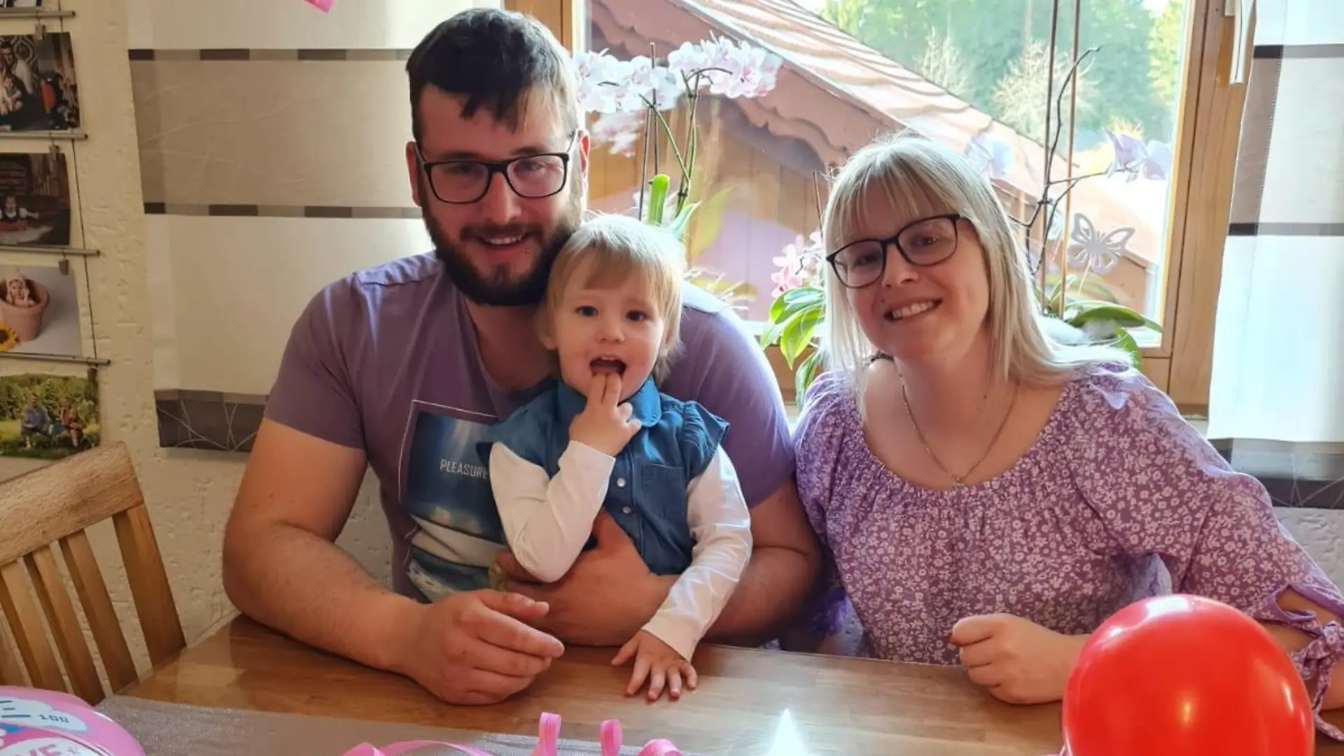 Nach ihrer Behandlung hat die Familie Emmas Wunden in den Griff bekommen