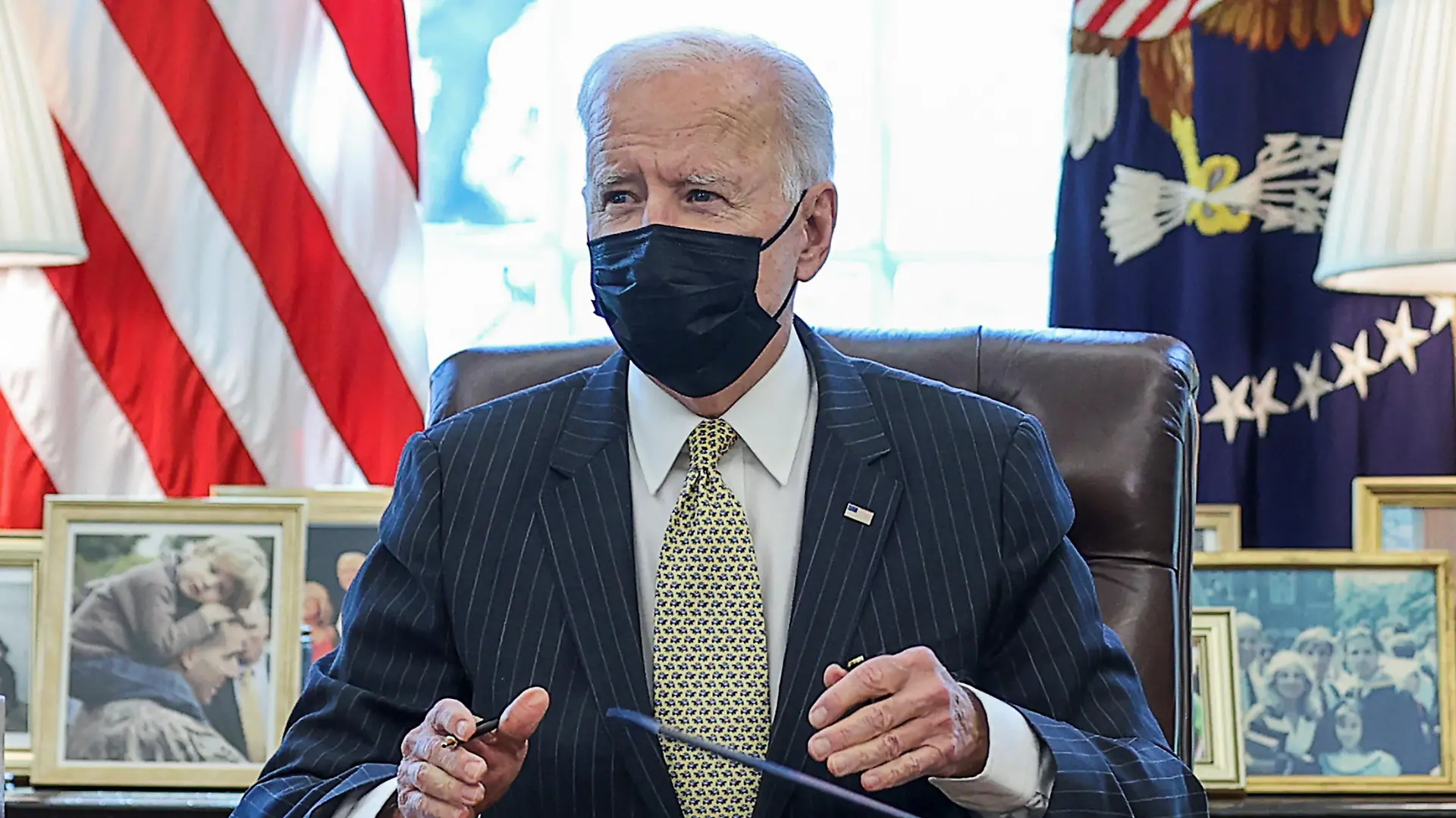 U.S. President Joe Biden speaks prior to signing the "Paycheck Protection Program (PPP) Extension Act of 2021" into law in the Oval Office at the White House in Washington, U.S., March 30, 2021. REUTERS/Jonathan Ernst