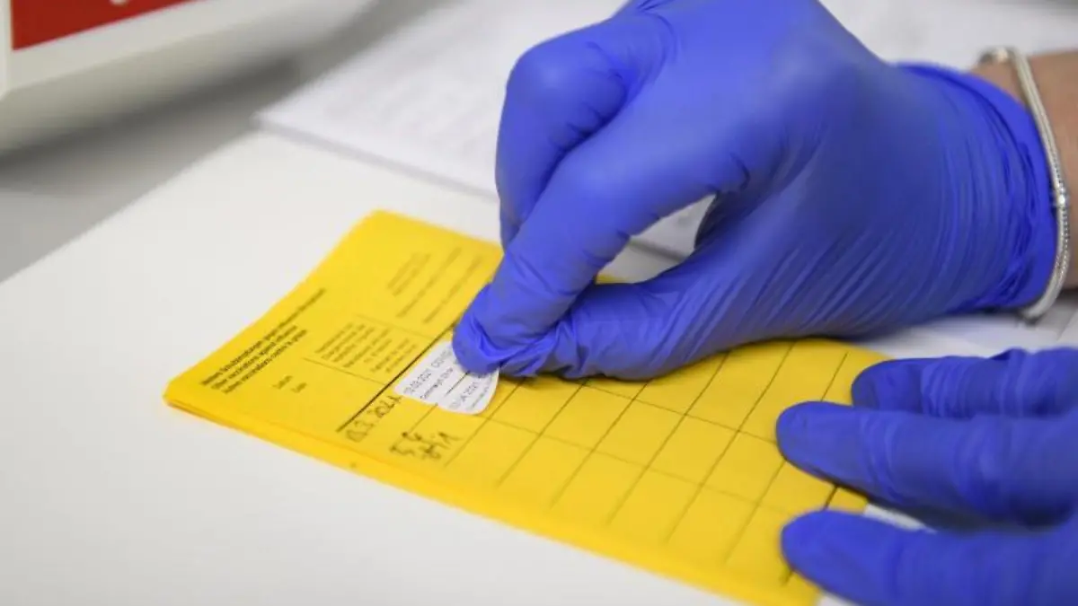 Informationen über die Impfung werden im Impfpass eingetragen