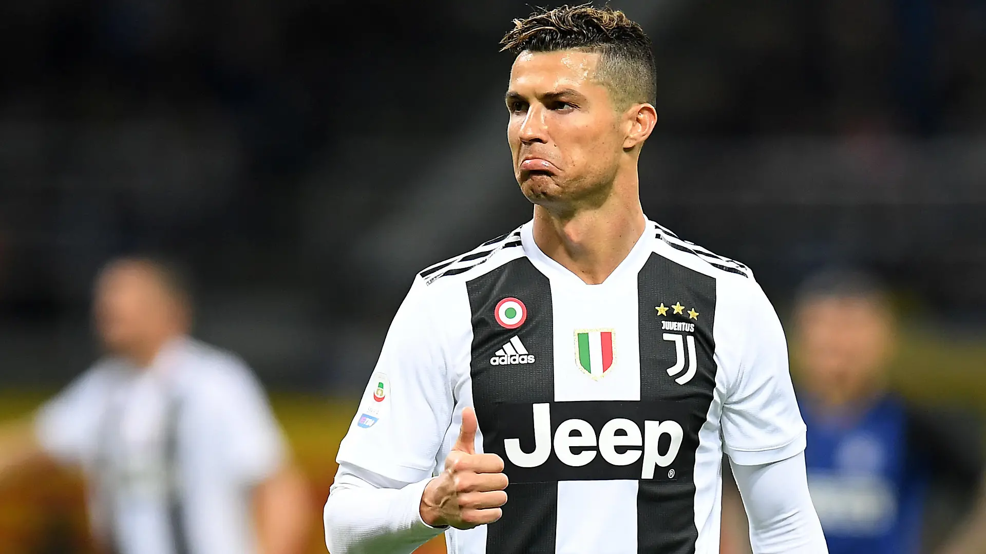 Soccer Football - Serie A - Inter Milan v Juventus - San Siro, Milan, Italy - April 27, 2019   Juventus' Cristiano Ronaldo gestures   REUTERS/Daniele Mascolo
