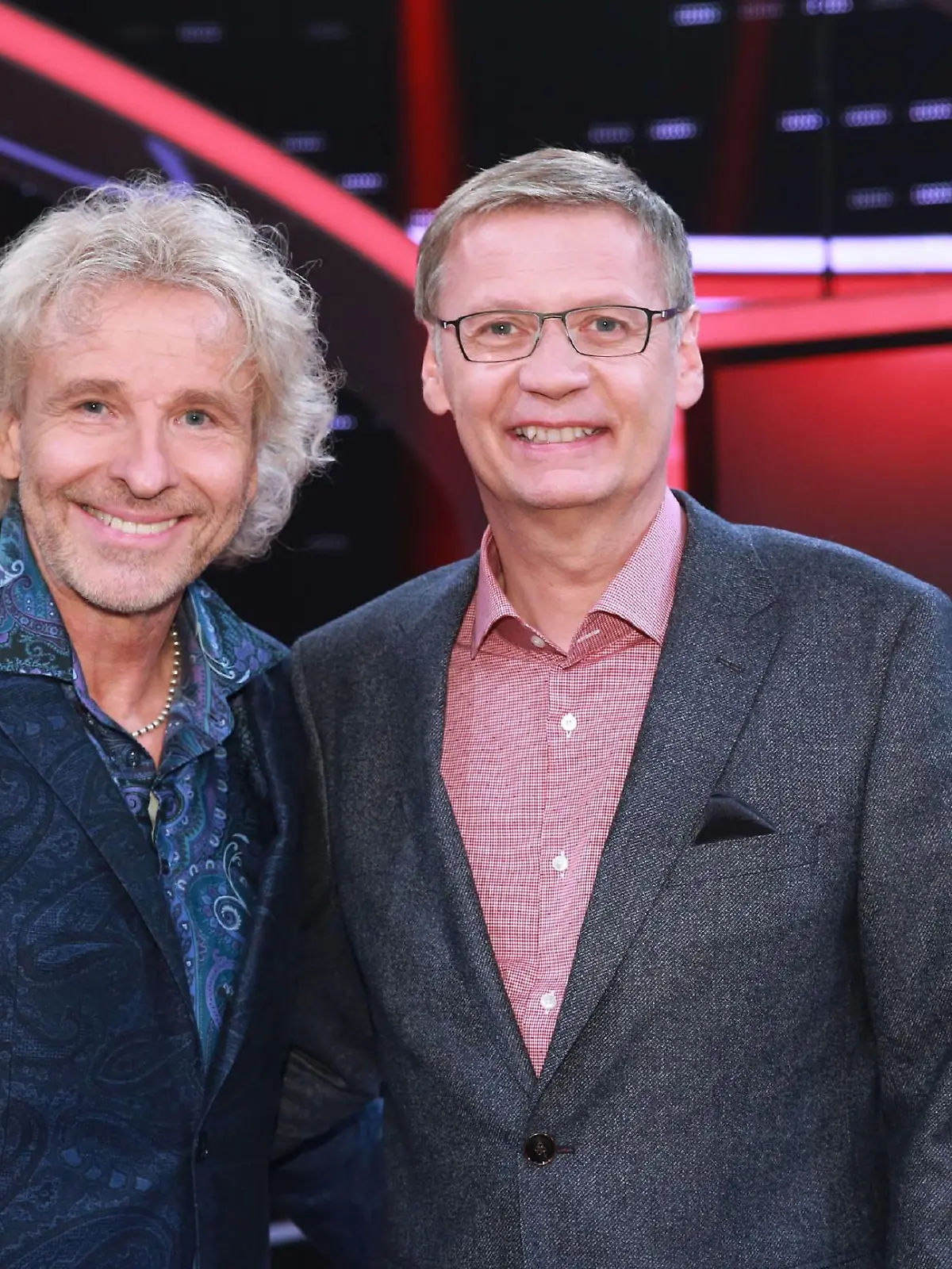 Thomas Gottschalk (l.) und Günther Jauch: Sind die beiden schlagfertig und klug genug, um sich gegen die 500 Zuschauer im Studio durchzusetzen?