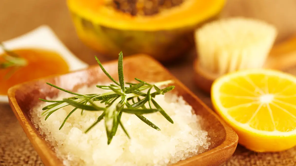 Peelings gegen Reibeisenhaut - Keratosis pilaris