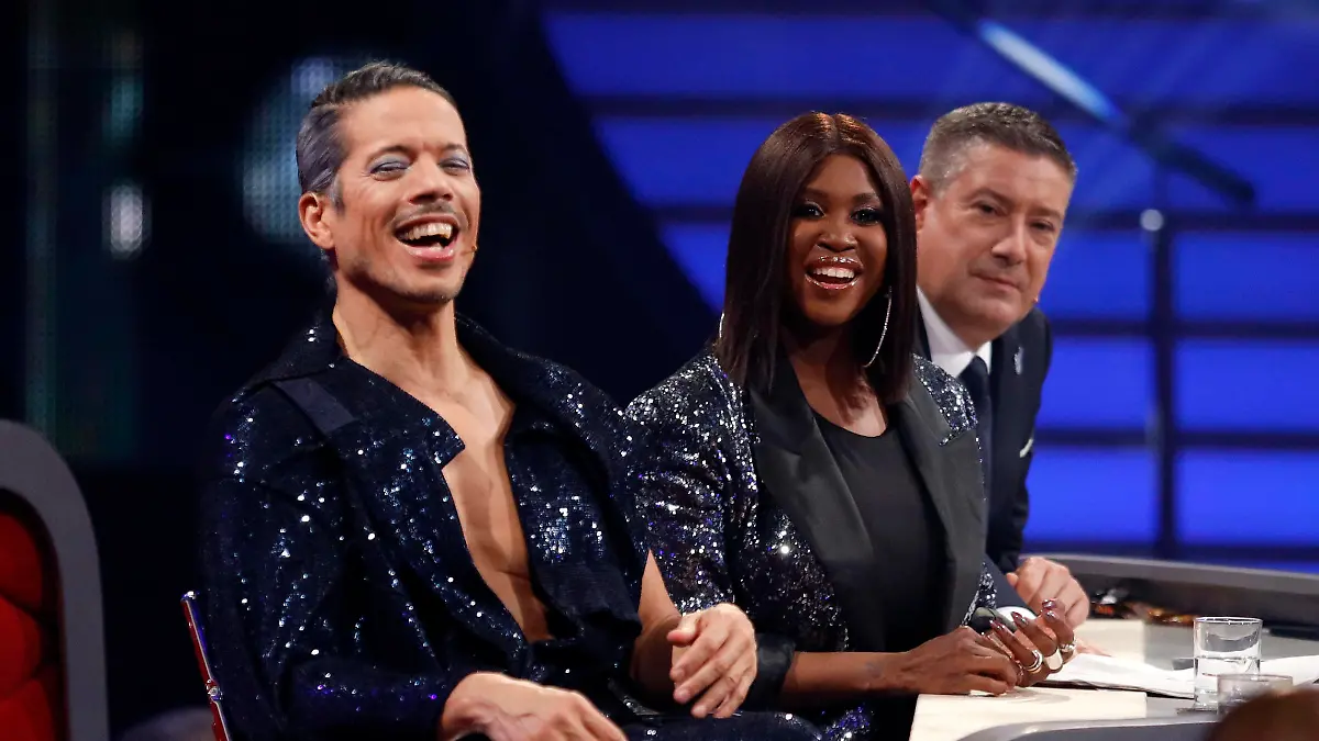 Jorge Gonzalez, Motsi Mabuse und Joachim Llambi in der 2. Live-Show der 13. Staffel der RTL-Tanzshow Let s Dance im MMC Coloneum. Köln, 06.03.2020 *** Jorge Gonzalez, Motsi Mabuse and Joachim Llambi in the 2 Live Show of the 13 season of the RTL dance show Let s Dance at the MMC Coloneum Cologne, 06 03 2020 Foto:xC.xHardtx/xFuturexImage