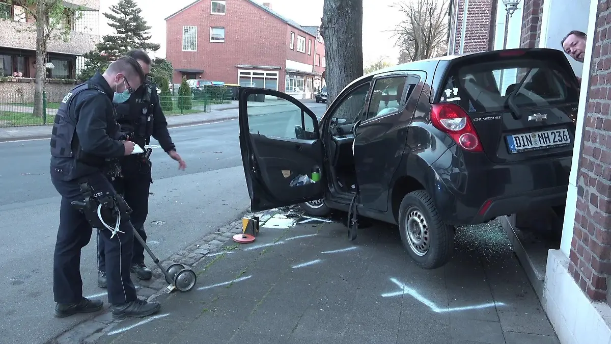 Unfall Voerde Haus