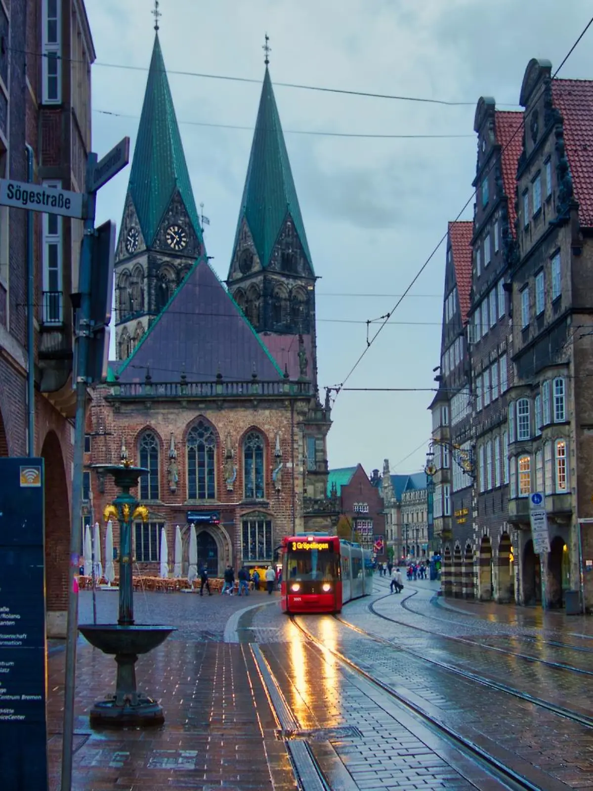 Zwei Jugendliche kapern Bremer Straßenbahn und begeben sich auf illegale Spritztour.