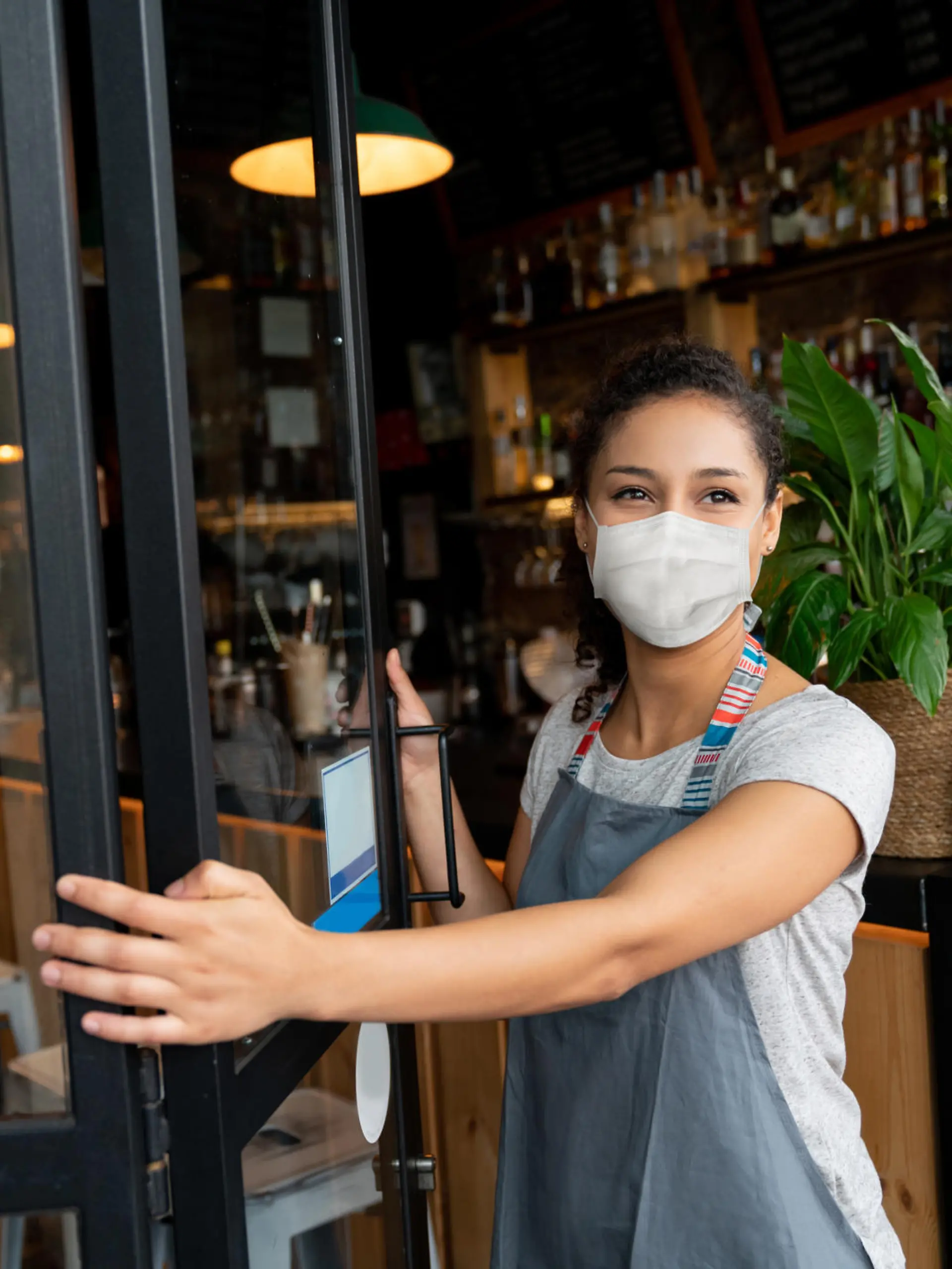 Gastronomin öffnet ihr Café
