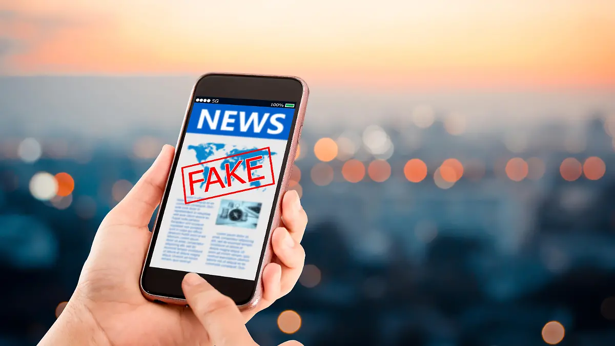 Handy mit "Fake" Button