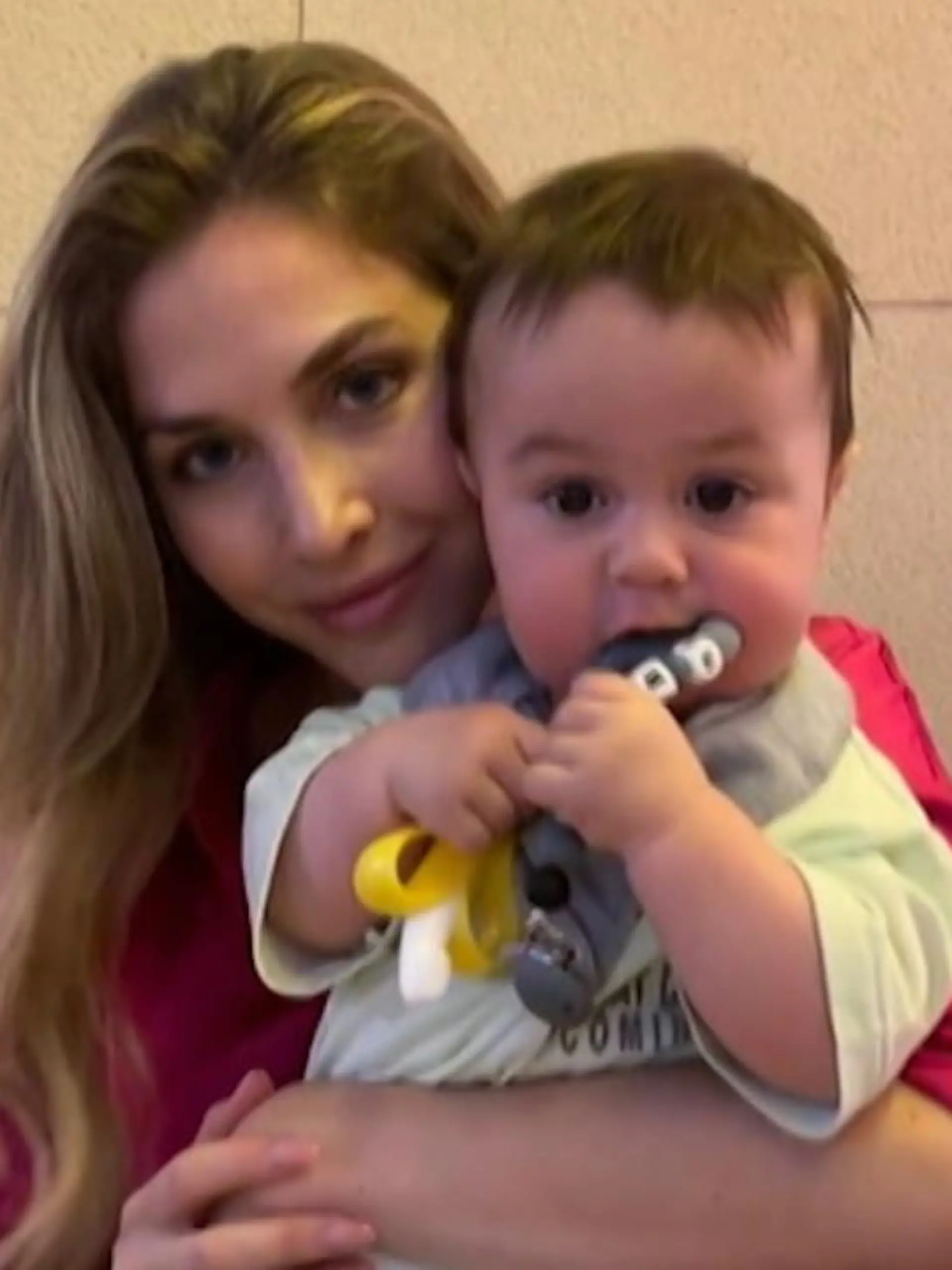 Ann-Kathrin Götze war mit Klein-Rome im Dubai-Urlaub.