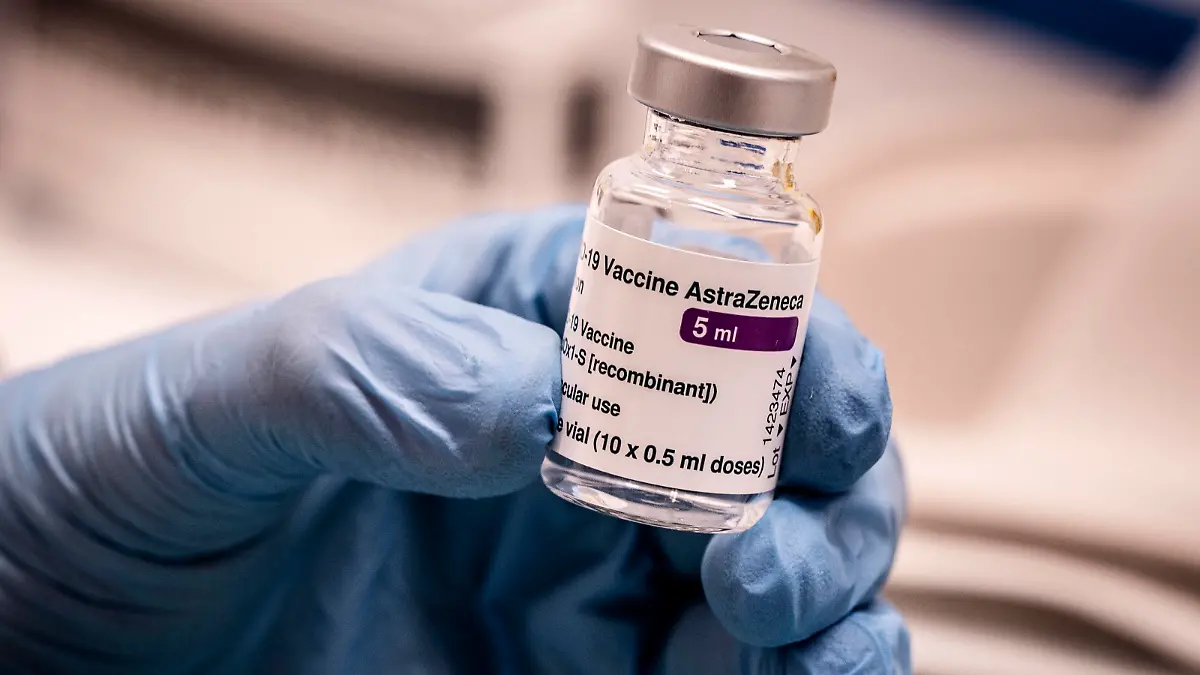 AstraZeneca vaccine i Bella Center , torsdag den 11. februar 2021. , Copenhagen Denmark *** AstraZeneca vaccine in Bella Center, Thursday 11 February 2021, Copenhagen Denmark PUBLICATIONxINxGERxSUIxAUTxONLY Copyright: Ritzau/Scanpix LiselottexSabroex cop106 spdk20210211-155436-L