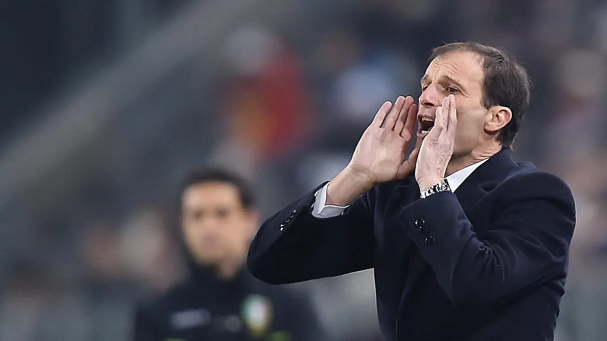 epa04608457 Milan's head coach Massimiliano Allegri during the Italian Serie A soccer match between Juventus FC and AC Milan at Juventus Stadium in Turin, Italy, 07 February 2015. EPA/ALESSANDRO DI MARCO +++(c) dpa - Bildfunk+++