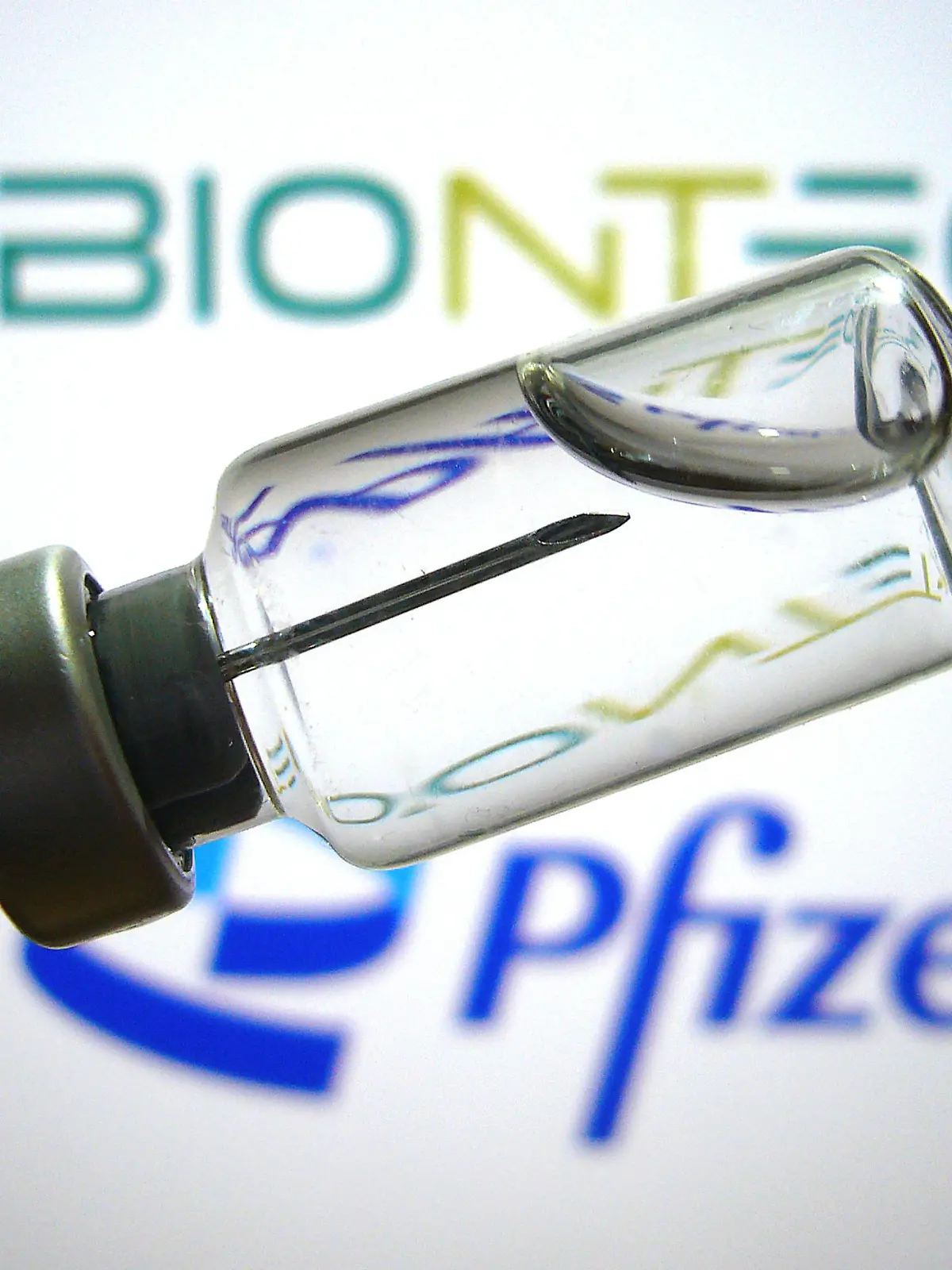 Auch die auf mRNA-Technologie basierenden Impfstoffe von Biontech/Pfizer und Moderna können Blutgerinnsel zur Folge haben.