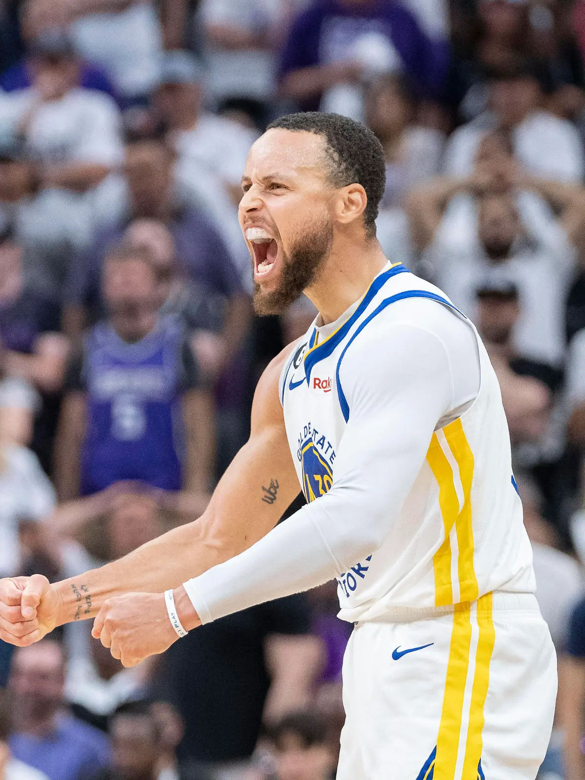 NBA, Basketball Herren, USA Playoffs-Golden State Warriors at Sacramento Kings April 30, 2023 Sacramento, California, USA Golden State Warriors guard Stephen Curry 30 celebrates against the Sacramento Kings during the third quarter in game seven of the 2023 NBA playoffs first round at Golden 1 Center. Sacramento Golden 1 Center California USA, EDITORIAL USE ONLY PUBLICATIONxINxGERxSUIxAUTxONLY Copyright: xKylexTeradax 20230430_kkt_st3_039
