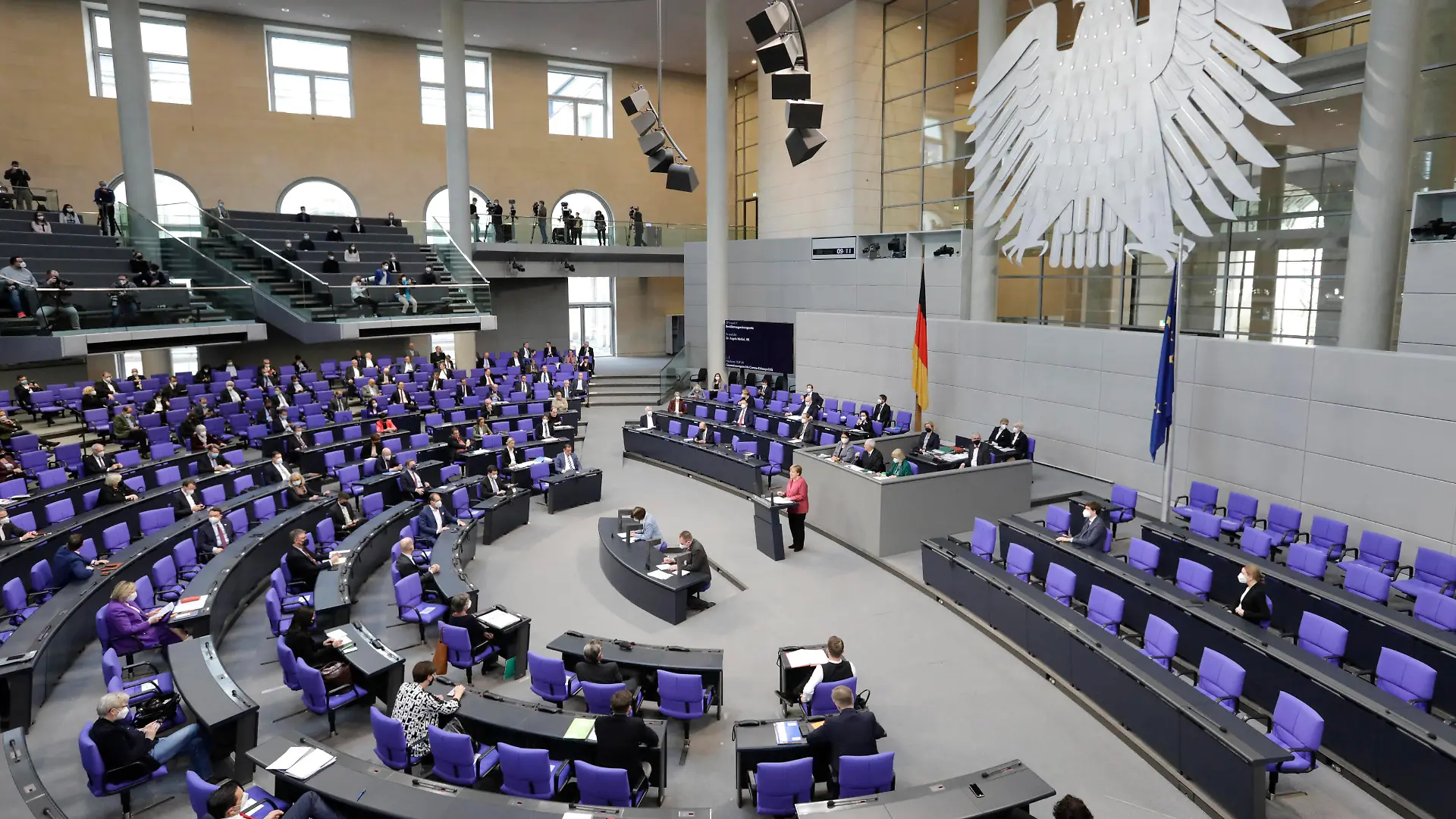 Angela Merkel, Bundeskanzlerin, CDU, Debatte zum Bevoelkerungsschutzgesetz im Deutschen Bundestag, 222. Bundestagssitzung, DEU, Berlin, 16.04.2021 *** Angela Merkel, Chancellor, CDU, Debate on the Population Protection Act in the German Bundestag, 222 Bundestag Session, DEU, Berlin, 16 04 2021