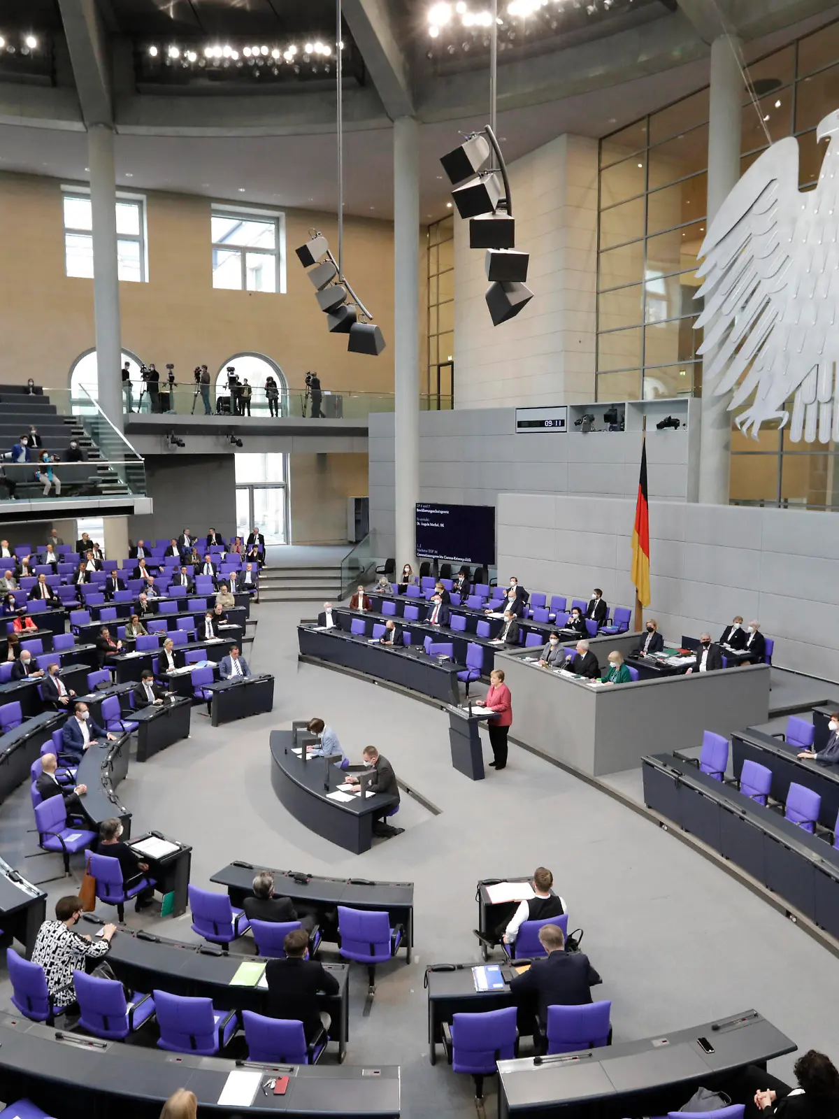  Angela Merkel, Bundeskanzlerin, CDU, Debatte zum Bevoelkerungsschutzgesetz im Deutschen Bundestag, 222. Bundestagssitzung, DEU, Berlin, 16.04.2021 *** Angela Merkel, Chancellor, CDU, Debate on the Population Protection Act in the German Bundestag, 222 Bundestag Session, DEU, Berlin, 16 04 2021
