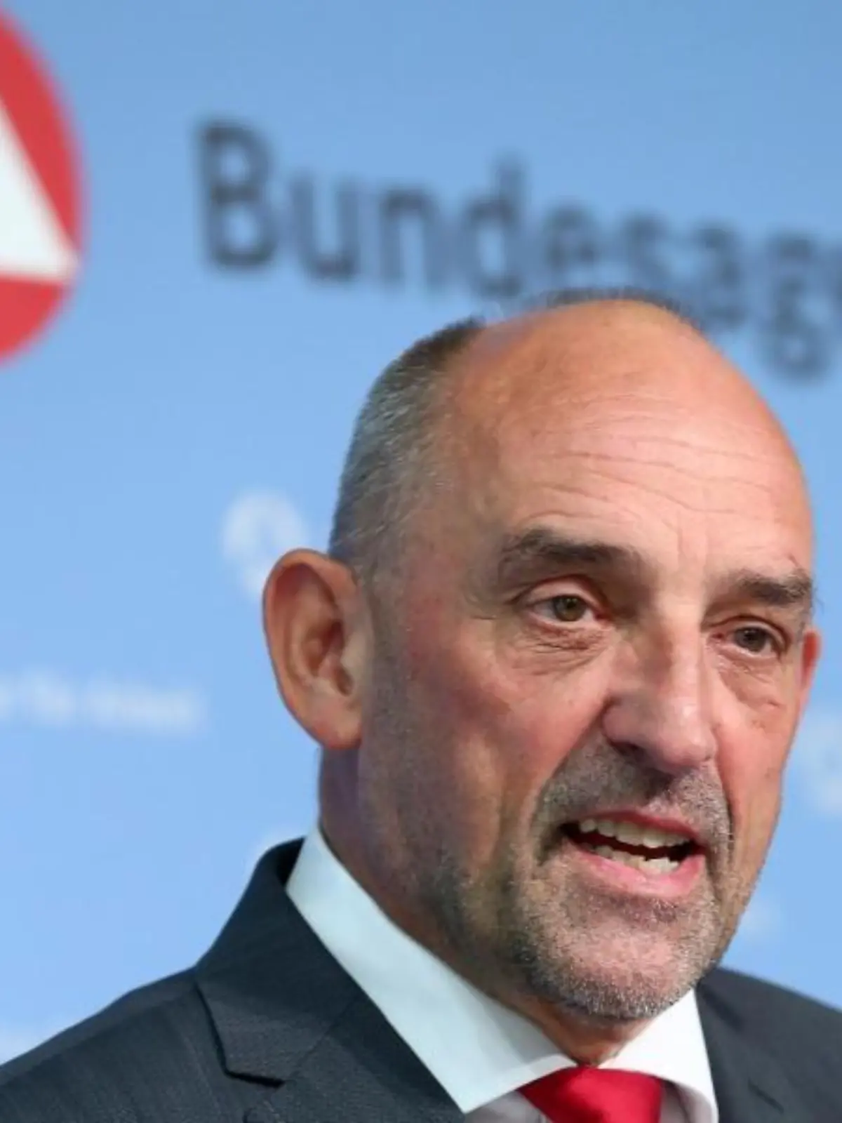 Detlef Scheele