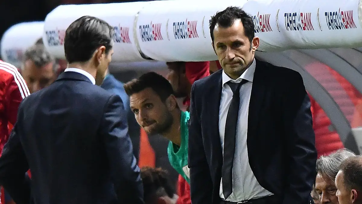 25.05.2019, xfux, Fussball DFB Pokal Finale, RB Leipzig - FC Bayern Muenchen, emspor, v.l. Niko Kovac (Trainer FC Bayern Muenchen), Hasan Salihamidzic (Sportdirektor FC Bayern München) (DFL/DFB REGULATIONS PROHIBIT ANY USE OF PHOTOGRAPHS as IMAGE SEQUENCES and/or QUASI-VIDEO) Berlin *** 25 05 2019, xfux, Soccer DFB Cup Final, RB Leipzig FC Bayern Muenchen, emspor, v l Niko Kovac Trainer FC Bayern Muenchen , Hasan Salihamidzic Sports Director FC Bayern München DFL DFB REGULATIONS PROHIBIT ANY USE OF PHOTOGRAPHS as IMAGE SEQUENCES and or QUASI VIDEO Berlin
