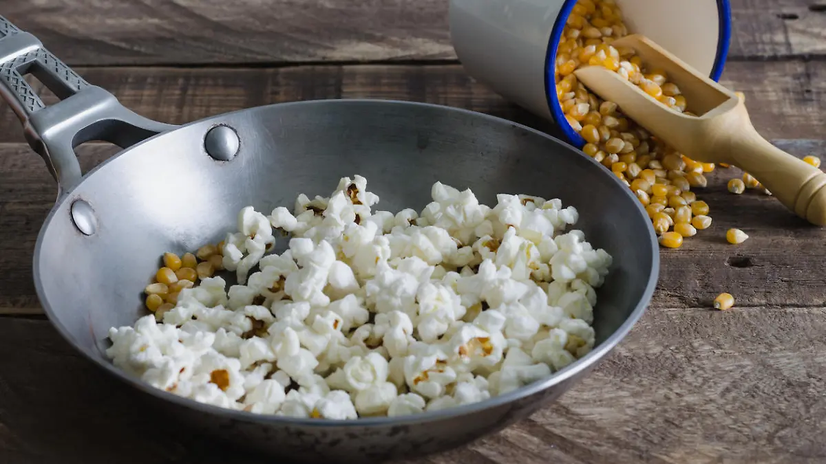 Haben Sie Popcorn schon einmal als Salatzutat gegessen? Wenn nicht, wird es Zeit.