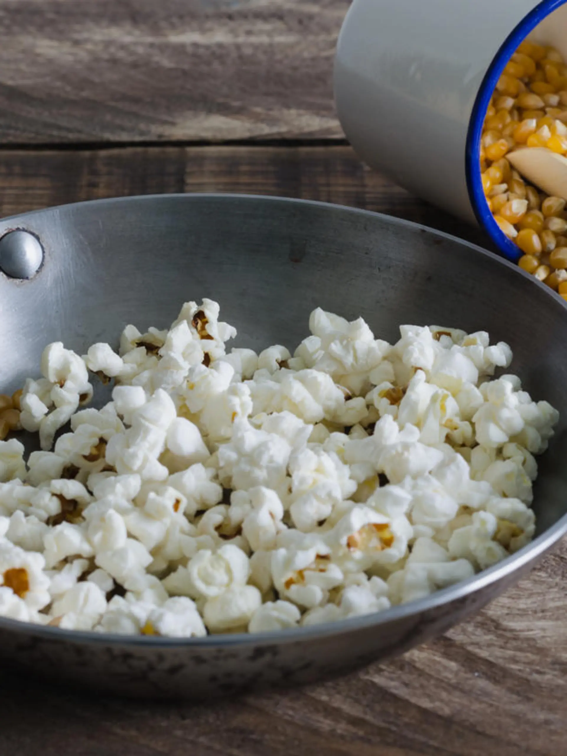 Haben Sie Popcorn schon einmal als Salatzutat gegessen? Wenn nicht, wird es Zeit.